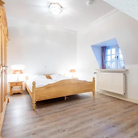 度假居 Friesenhaus Kaeptn Hahn Hausteil 02